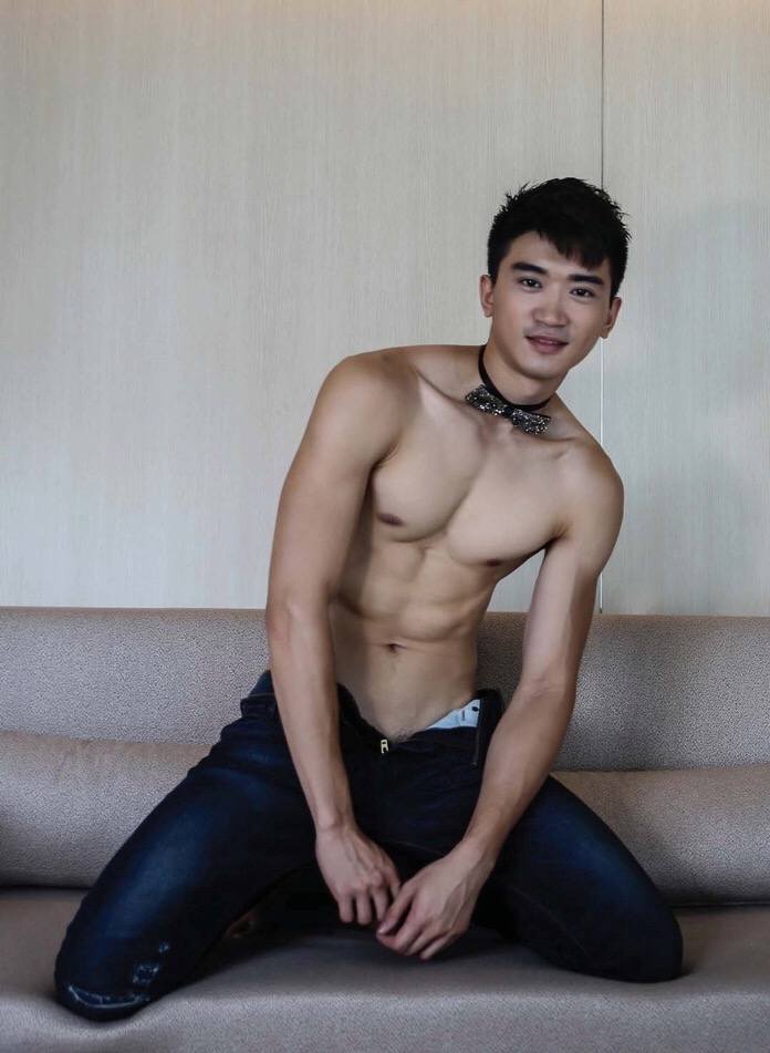 หล่อล่ำ ดีต่อใจ