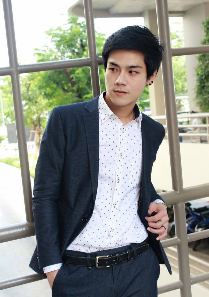 หล่อหน้าใสฟรุ้งฟริ้ง 1,867