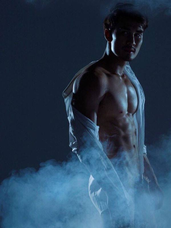 ดิว The Star 9 ถอดผ้าโชว์เซ็กซี่