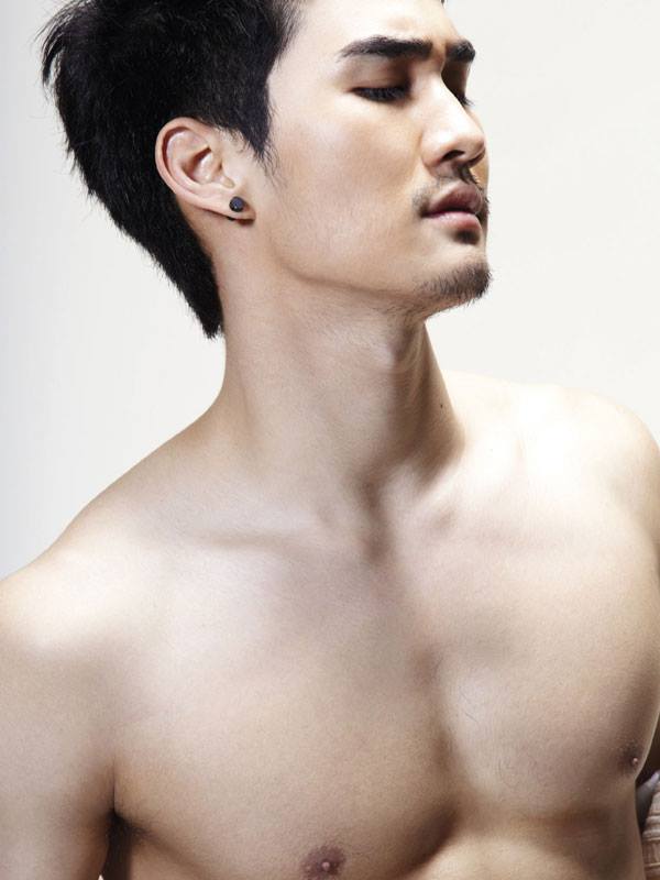ดิว The Star 9 ถอดผ้าโชว์เซ็กซี่