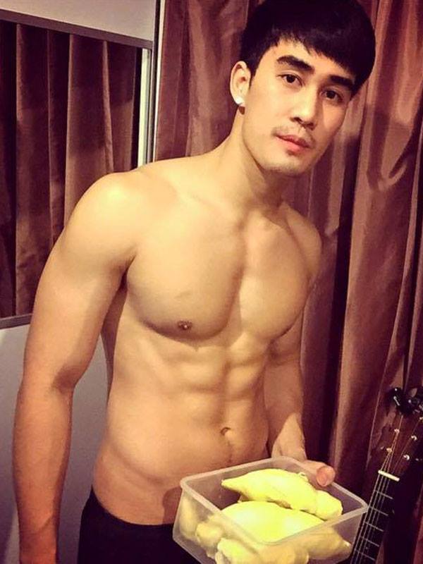 ดิว The Star 9 ถอดผ้าโชว์เซ็กซี่