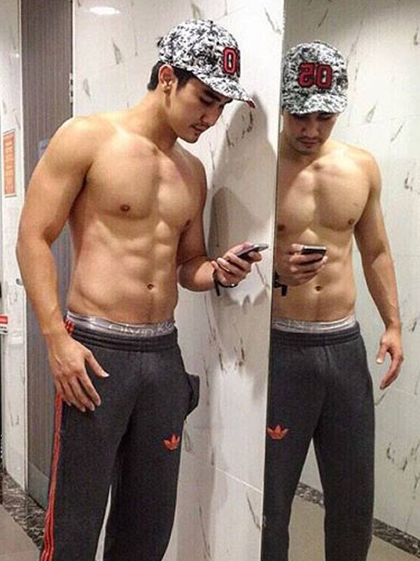 ดิว The Star 9 ถอดผ้าโชว์เซ็กซี่