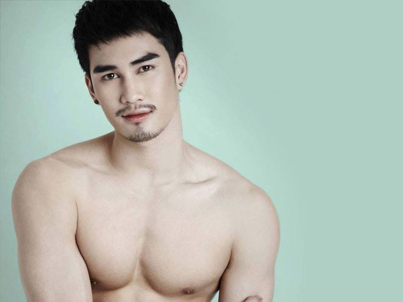 ดิว The Star 9 ถอดผ้าโชว์เซ็กซี่