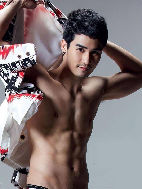 ดิว The Star 9 ถอดผ้าโชว์เซ็กซี่