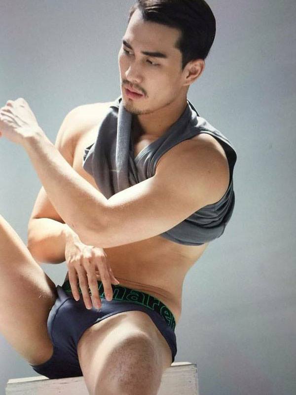 ดิว The Star 9 ถอดผ้าโชว์เซ็กซี่