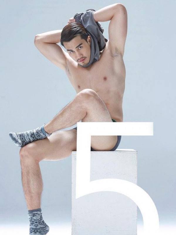 ดิว The Star 9 ถอดผ้าโชว์เซ็กซี่