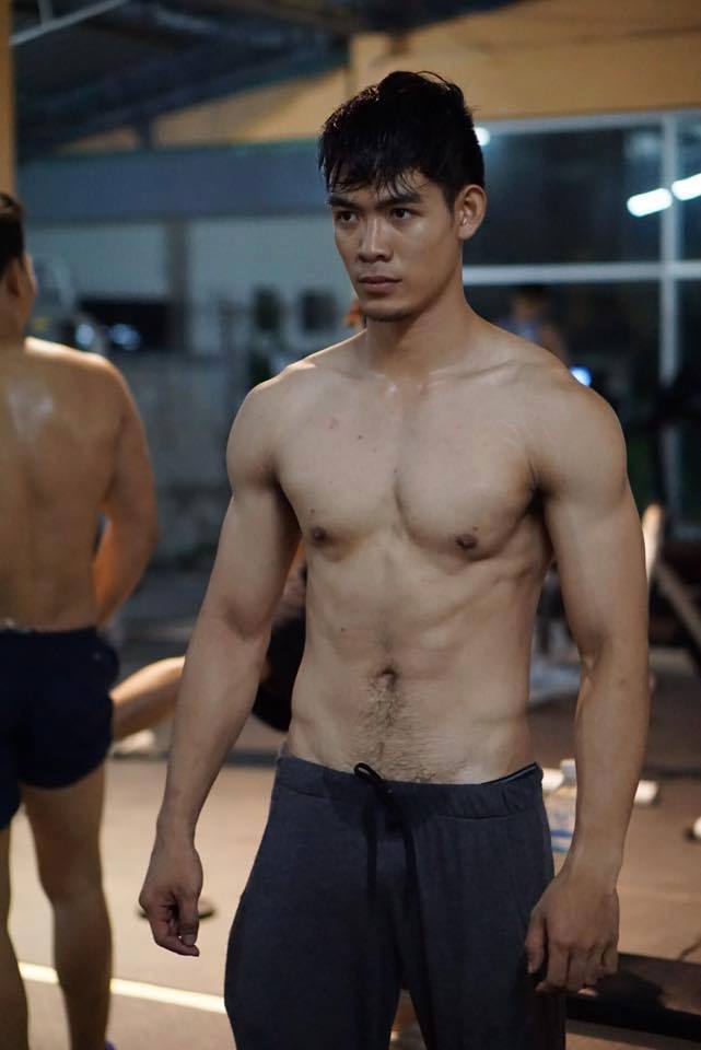 คุณใจเย็นก่อนนะคะ ผู้ชายคนนั้นเขาเป็นแค่เพื่อนจริงๆ อย่าเพิ่งโกรธฉันเลย 1,902