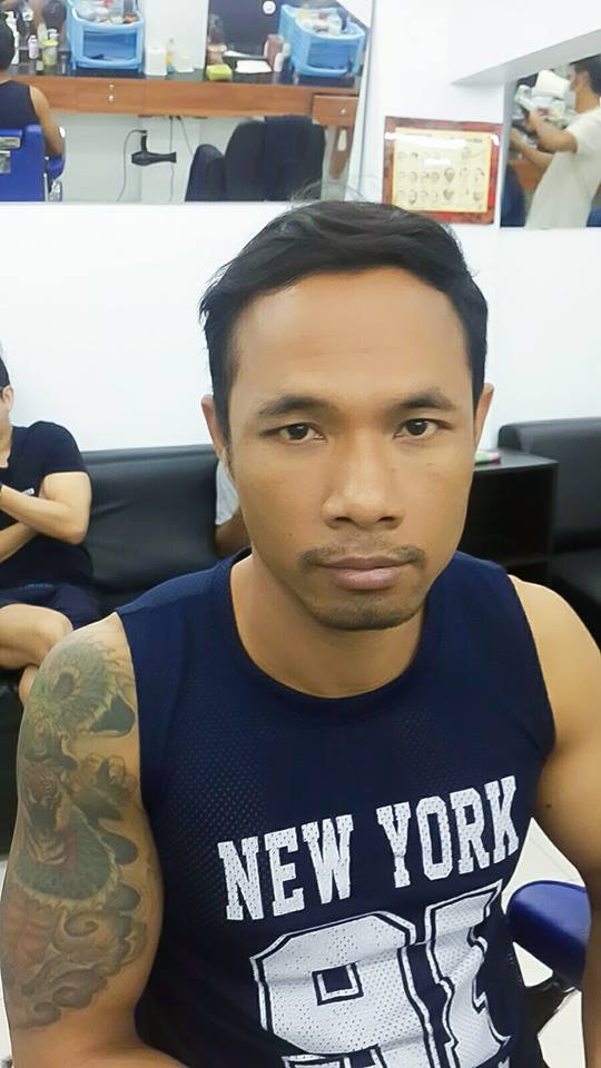 หนุ่มเข้มหล่อบ้านๆ แสบทรวง 002