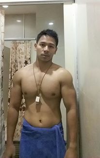หนุ่มเข้มหล่อบ้านๆ แสบทรวง 009