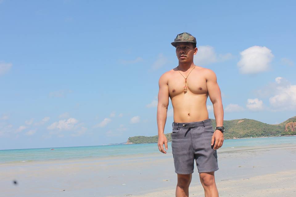 หนุ่มเข้มหล่อบ้านๆ แสบทรวง 009