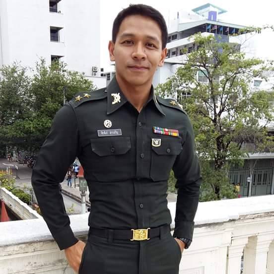 หนุ่มเข้มหล่อบ้านๆ แสบทรวง 009
