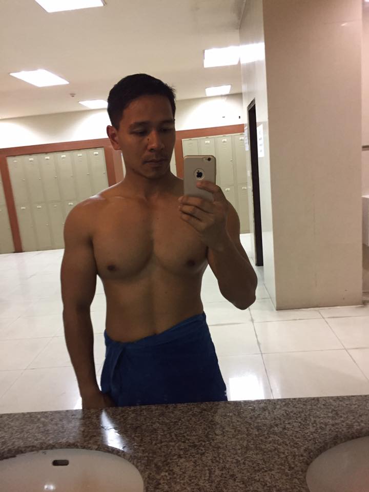 หนุ่มเข้มหล่อบ้านๆ แสบทรวง 009