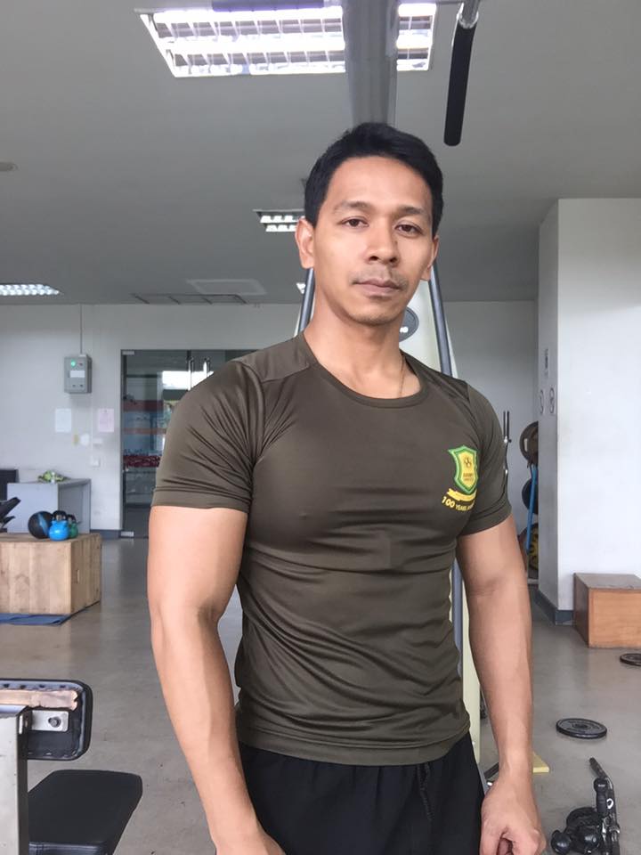 หนุ่มเข้มหล่อบ้านๆ แสบทรวง 009