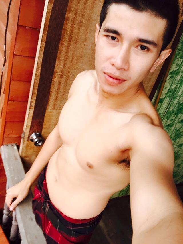 หนุ่มตี๋หล่อบ้านๆ แสบทรวง 001