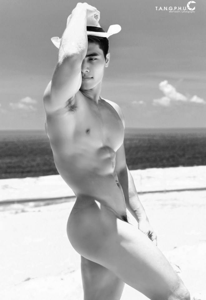 hot male 101 (18+)