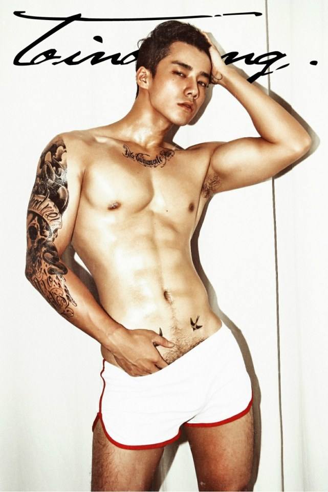 hot male 101 (18+)