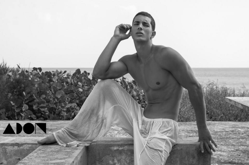 hot male 101 (18+)