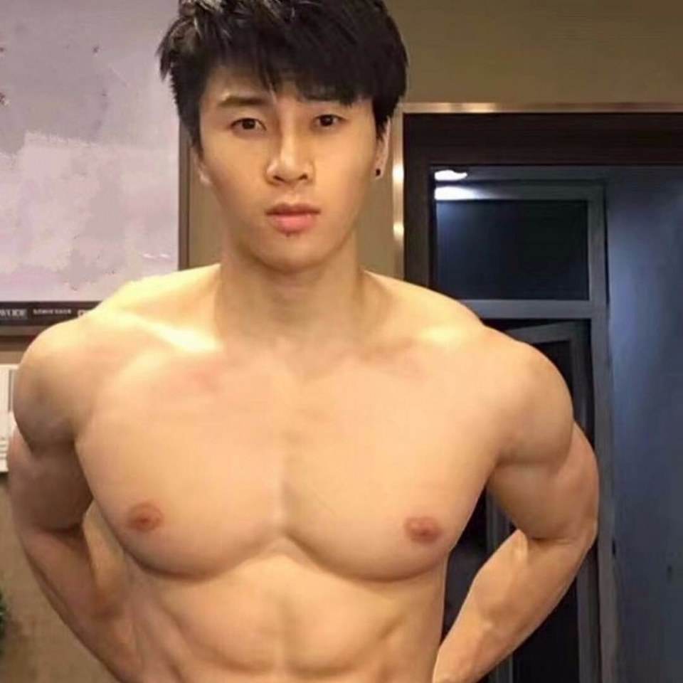 ผชมี.โชว์