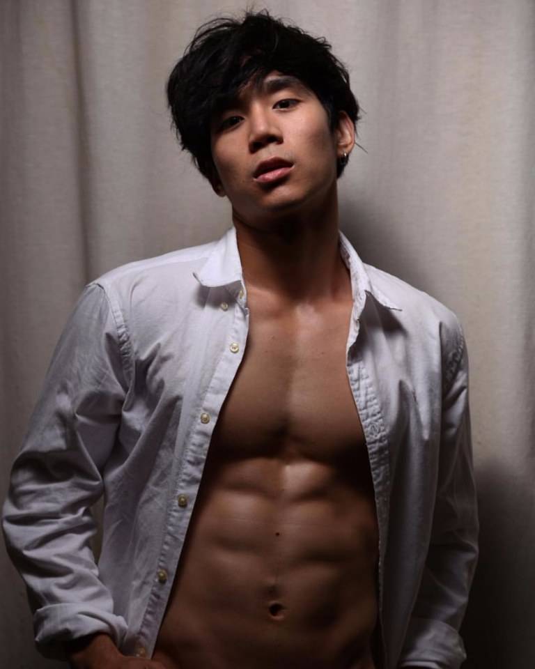 ผชมี.โชว์