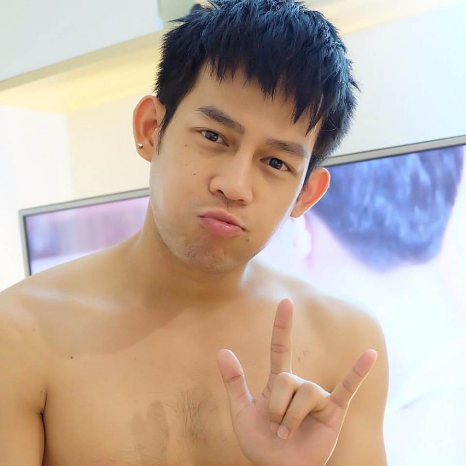 ผชมี.โชว์