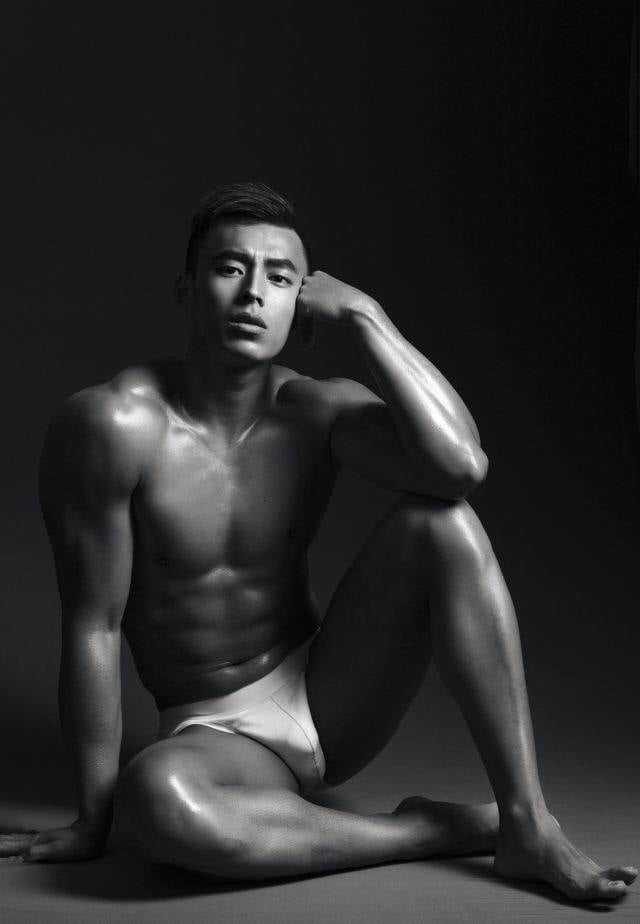 หล่อเข้มถึงใจถึงอารมณ์