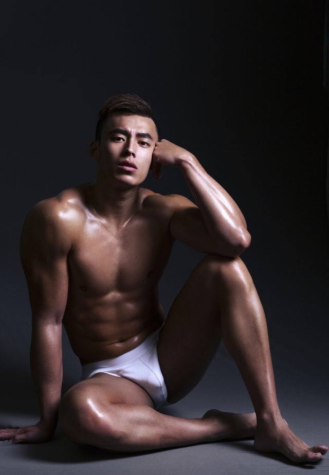 หล่อเข้มถึงใจถึงอารมณ์