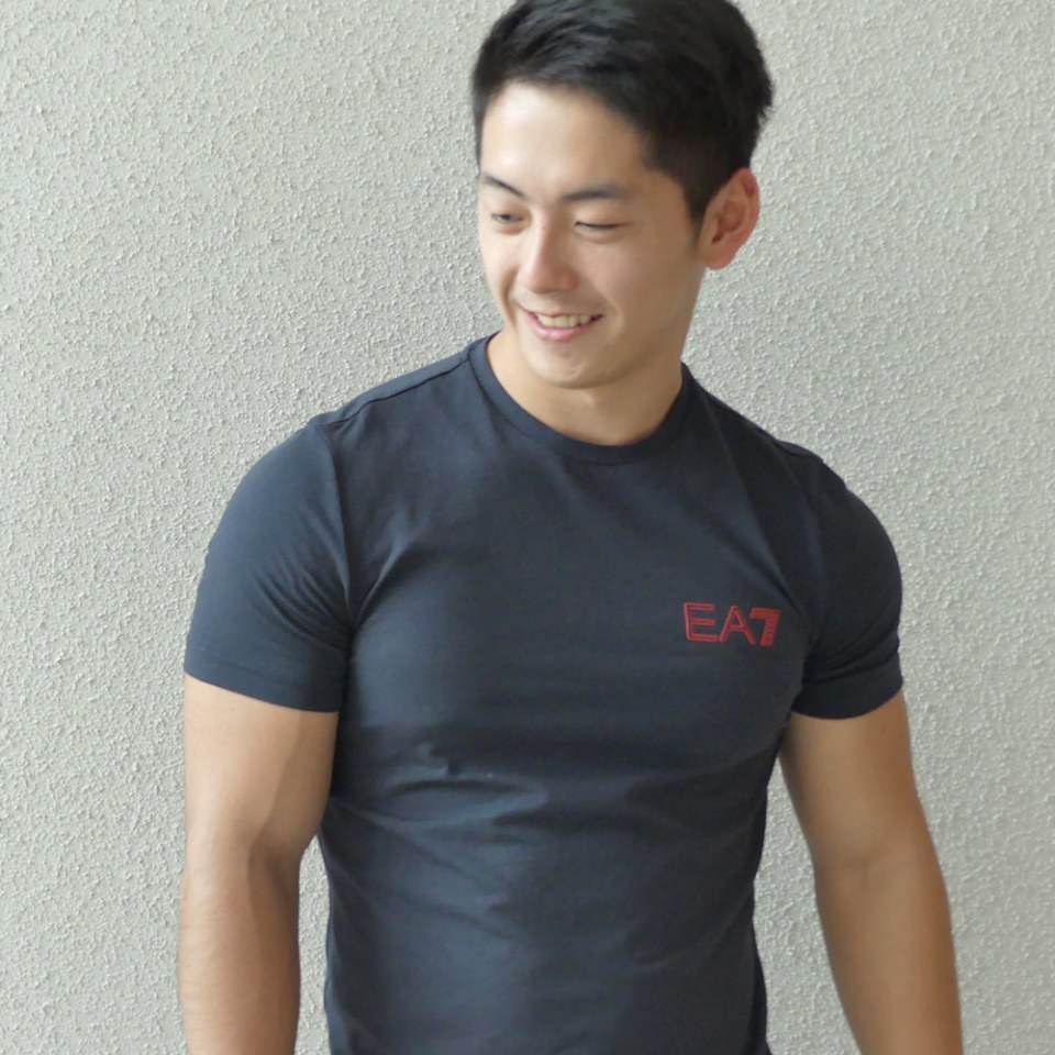หล่อน่าฟัด