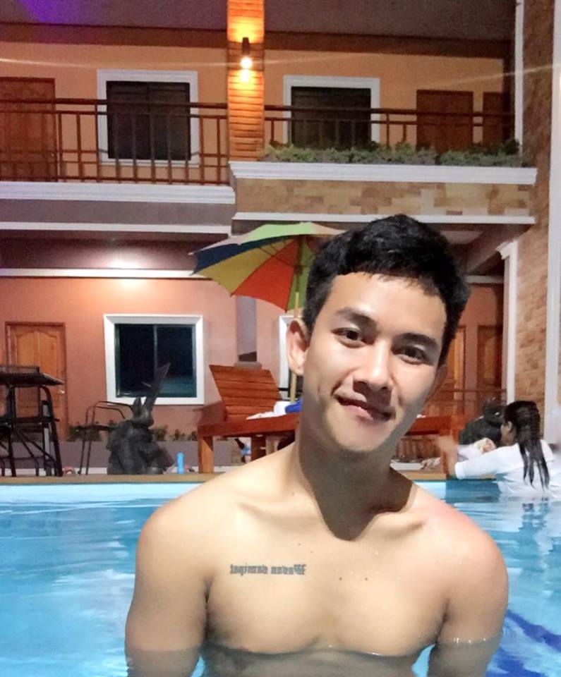 หนุ่มเข้มหล่อบ้านๆ แสบทรวง 013