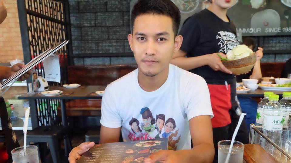 หนุ่มเข้มหล่อบ้านๆ แสบทรวง 013