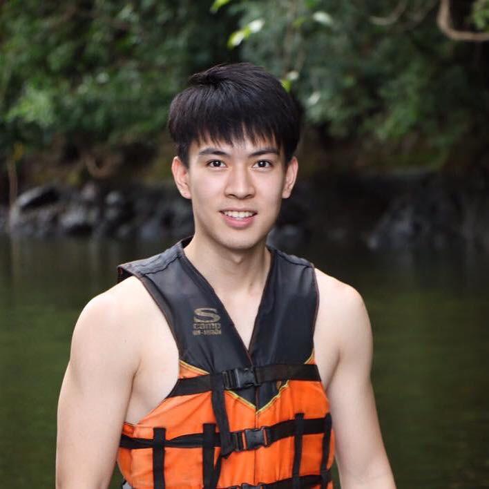แพ้ความขาว 1,919