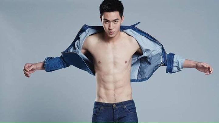 แพ้ความขาว 1,919