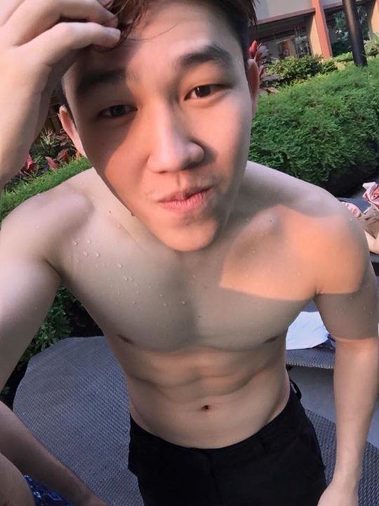 แพ้ความขาว 1,919