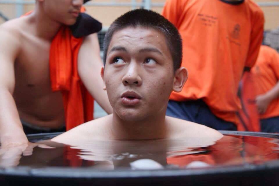 ผู้ชายหน้ายู่ เพราะไปยู่หน้า 1,928