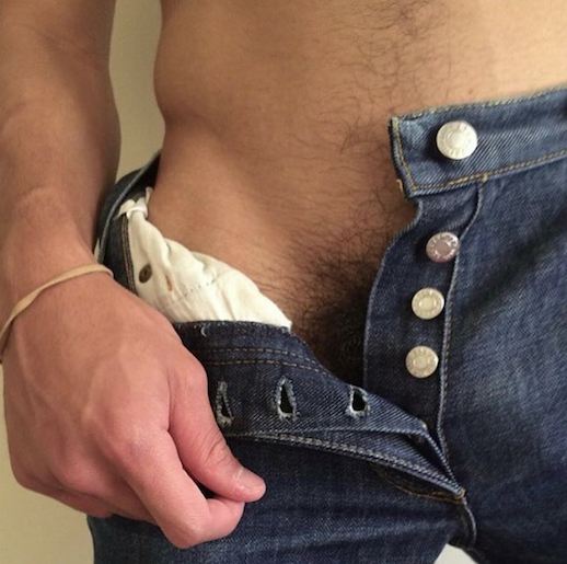hot male 107 (18+)