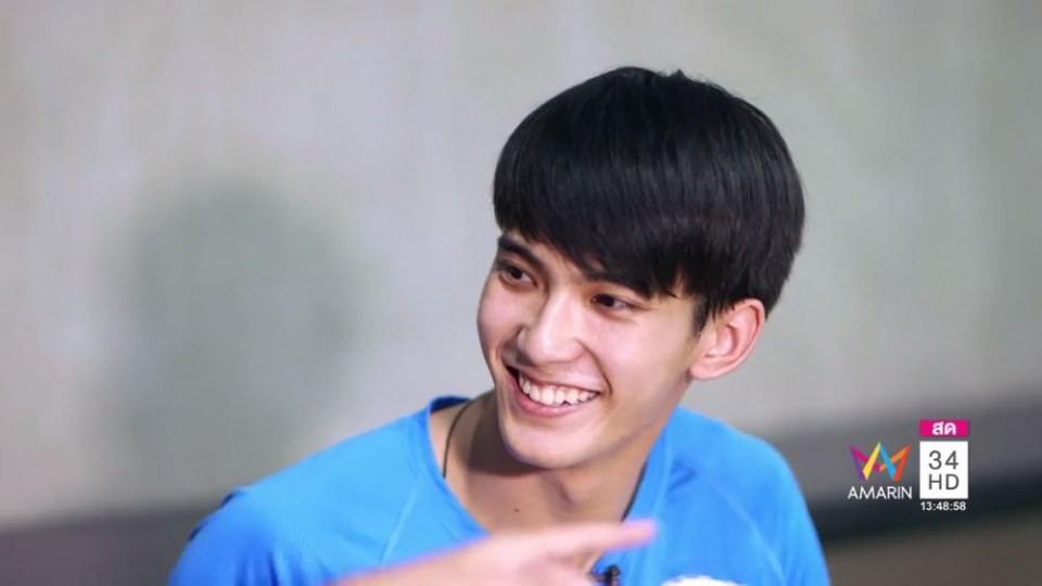 พ่อคุณทูนหัว น่ากินไปทุกส่วน,นักกิฬาไทย.(เฟิร์ส ฉลองรัฐ นอบสำโรง)APOP บันเทิง 34