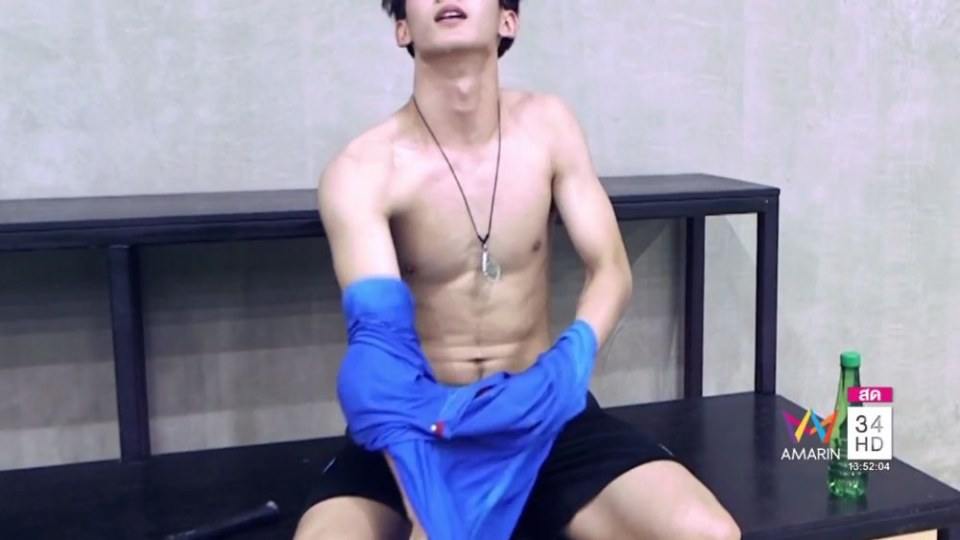 พ่อคุณทูนหัว น่ากินไปทุกส่วน,นักกิฬาไทย.(เฟิร์ส ฉลองรัฐ นอบสำโรง)APOP บันเทิง 34