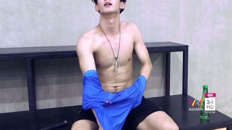 พ่อคุณทูนหัว น่ากินไปทุกส่วน,นักกิฬาไทย.(เฟิร์ส ฉลองรัฐ นอบสำโรง)APOP บันเทิง 34