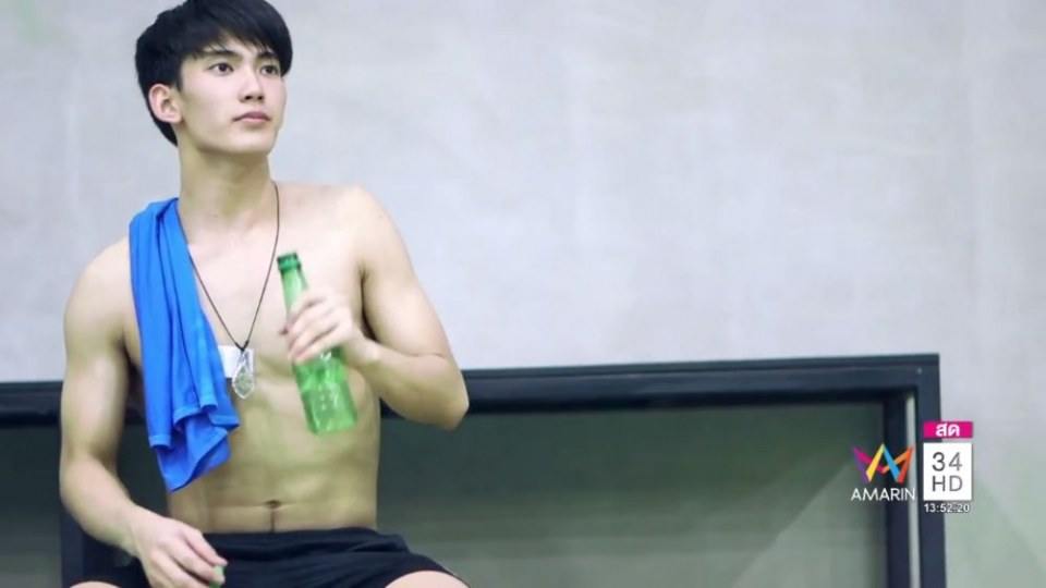 พ่อคุณทูนหัว น่ากินไปทุกส่วน,นักกิฬาไทย.(เฟิร์ส ฉลองรัฐ นอบสำโรง)APOP บันเทิง 34