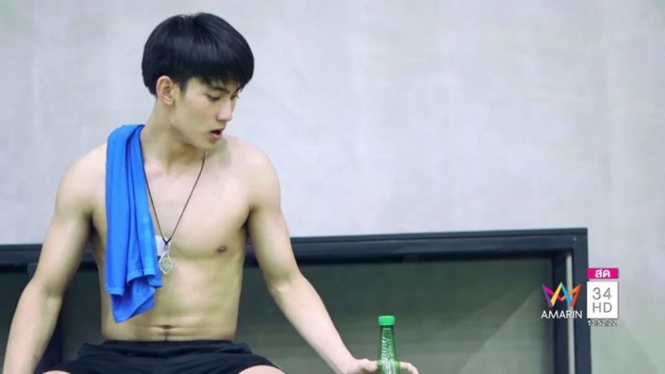 พ่อคุณทูนหัว น่ากินไปทุกส่วน,นักกิฬาไทย.(เฟิร์ส ฉลองรัฐ นอบสำโรง)APOP บันเทิง 34