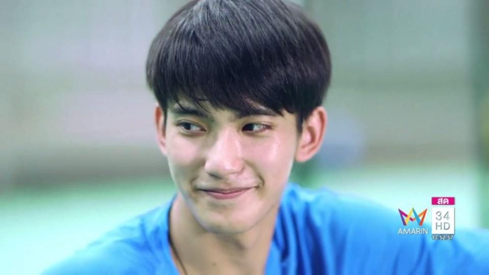 พ่อคุณทูนหัว น่ากินไปทุกส่วน,นักกิฬาไทย.(เฟิร์ส ฉลองรัฐ นอบสำโรง)APOP บันเทิง 34