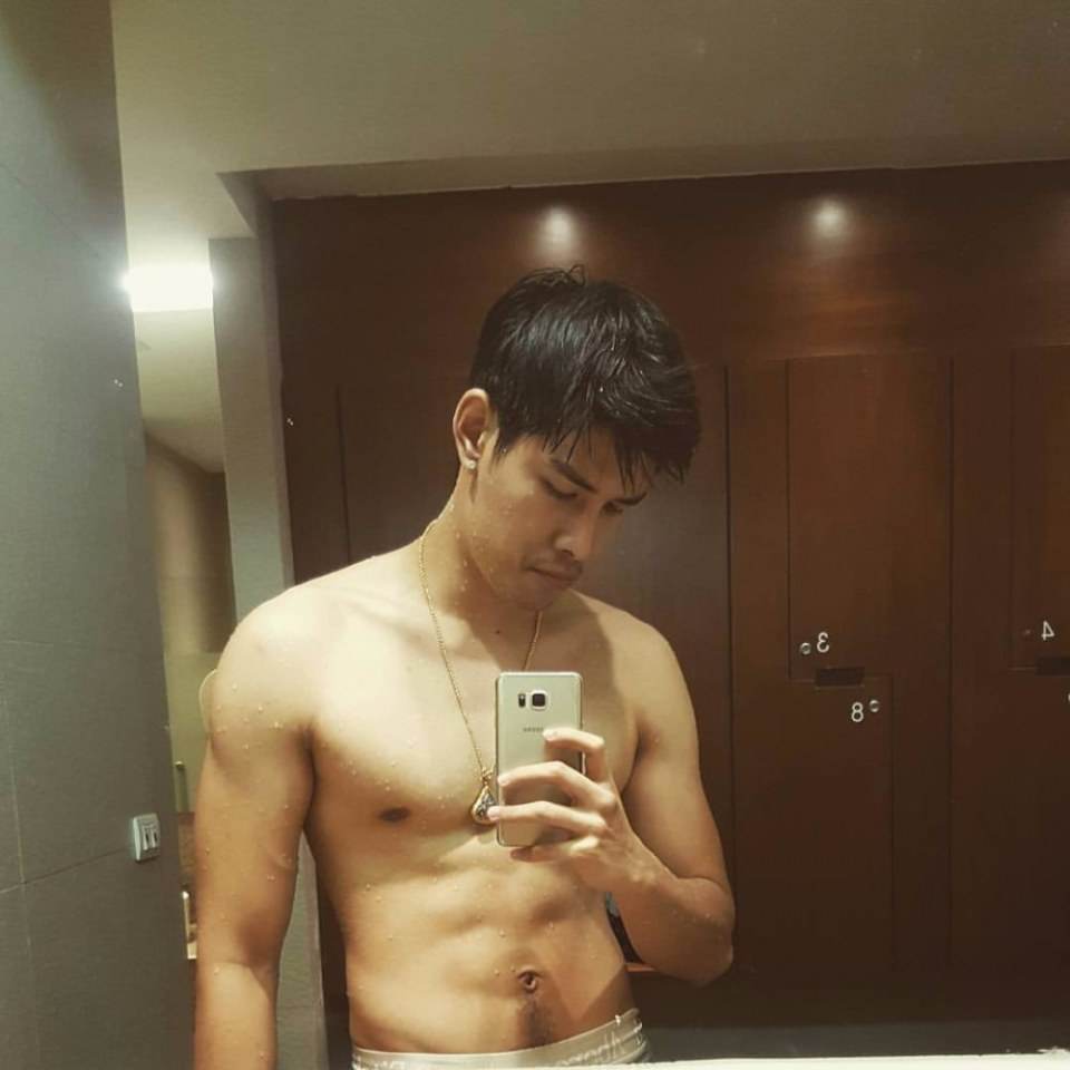 ขนบนใต้สดือ  อื้อฮือ..