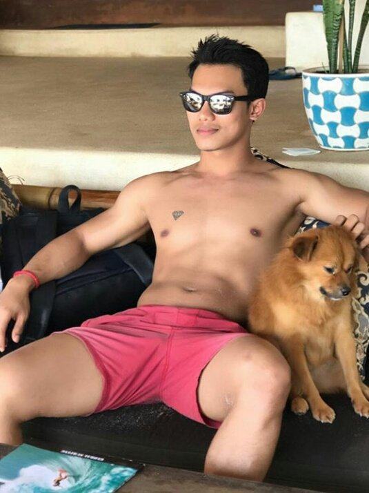 แซ่บหลายผู้ชายถอด