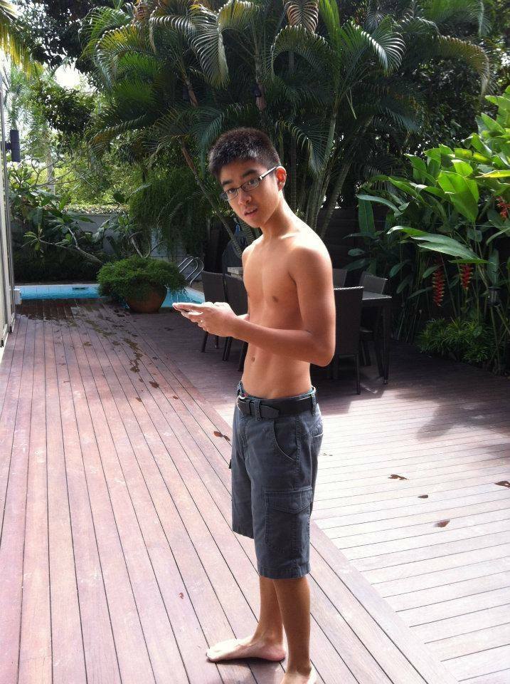 รักหน้าท้อง 1,940