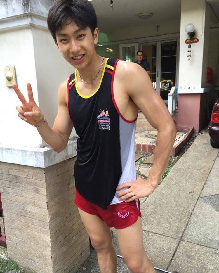 ไม่ต้องเปิดหมด แต่เร้าอารมณ์มาก 1,942