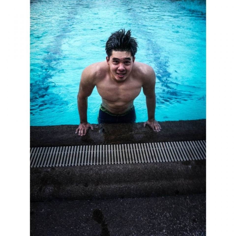 พี่ทหารคนนี้เริ่ดสุด  ใครเถียงโดนบารวีตบ 1,947