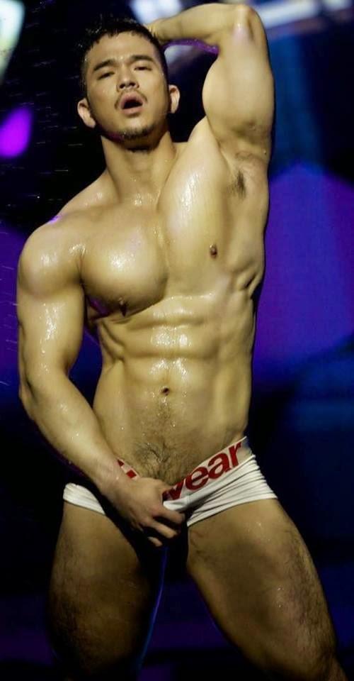 hot male 113 (18+)