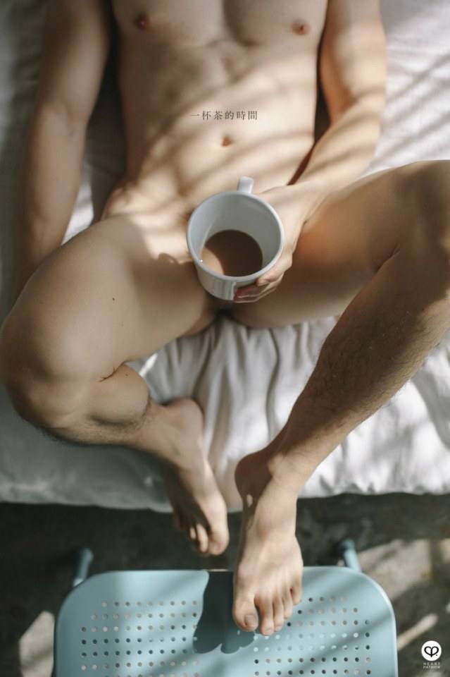 hot male 113 (18+)
