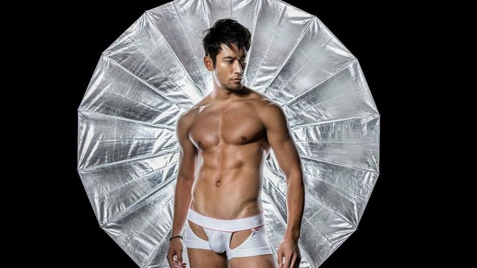 hot male 113 (18+)