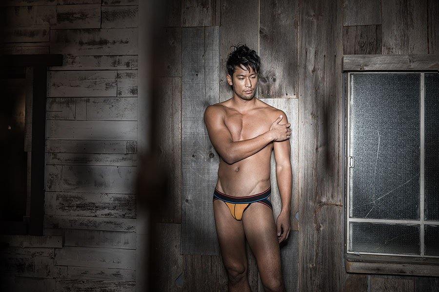 hot male 113 (18+)