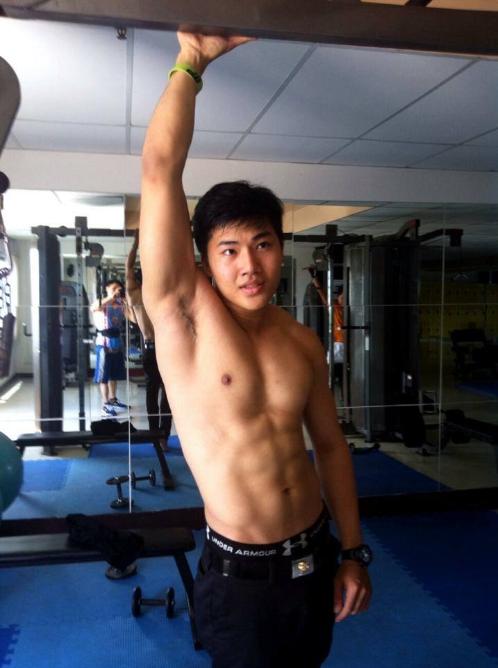 นั่นขอบกางเกงในใช่ไหมคะ 1,975